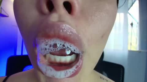 Snapshot of lisbet_21x chatting on 03.10.25 Lisbet online show from 03.10.25