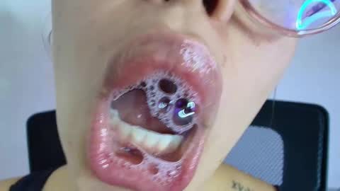 Snapshot of lisbet_21x chatting on 09.09.25 Lisbet online show from 09.09.25