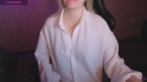 Anna online show from 05.22.26