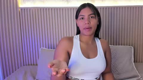 Snapshot of liss_reyes chatting on 09.21.25 Liss online show from 09.21.25
