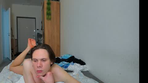 Snapshot of lissa_alfie chatting on 12.19.24 Alfie online show from 12.19.24