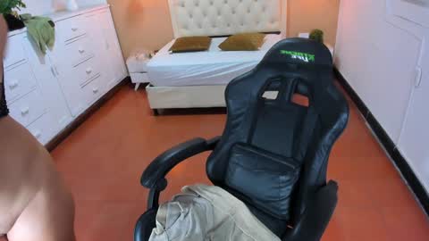 L I S S A  online show from 01.30.25