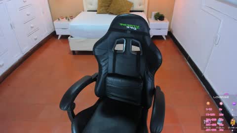 L I S S A  online show from 02.10.25