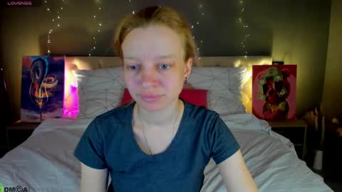 Snapshot of lissa_kitsune chatting on 05.19.26 Lissa online show from 05.19.26