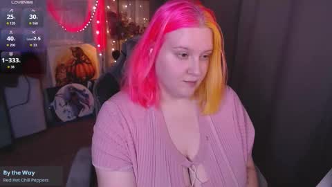 Snapshot of lissamuff chatting on 11.10.25 Lissa online show from 11.10.25