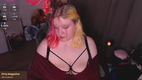 Snapshot of lissamuff chatting on 02.14.26 Lissa online show from 02.14.26