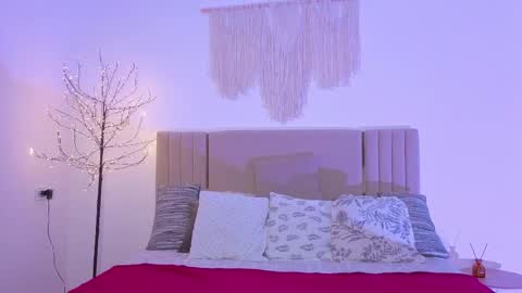 lit1le_mia online show from 11.04.25