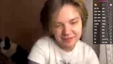 Snapshot of litamedino chatting on 10.17.25 Rita online show from 10.17.25