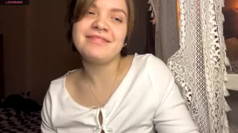 Snapshot of litamedino chatting on 10.20.25 Rita online show from 10.20.25