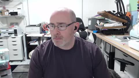 Snapshot of litemike7 chatting on 02.25.25 litemike7 online show from 02.25.25