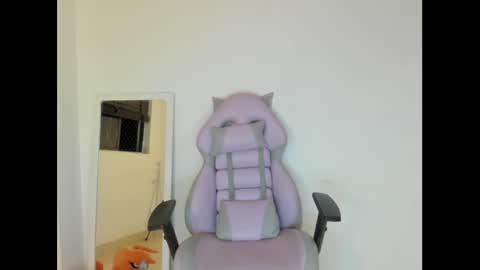 Danni online show from 02.21.25