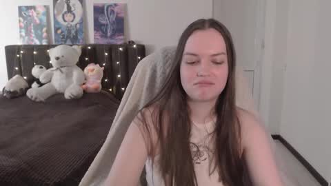 little__flowers online show from 10.10.25