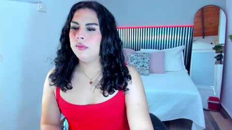 Snapshot of little_alli chatting on 05.28.26 L I T T L E A L L I online show from 05.28.26