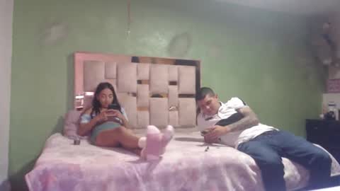 Snapshot of little_aphrodite2 chatting on 11.29.25 Aliciaparaisss online show from 11.29.25