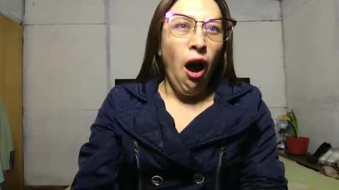 Snapshot of little_devil_diablita90 chatting on 10.01.25 Diablita online show from 10.01.25
