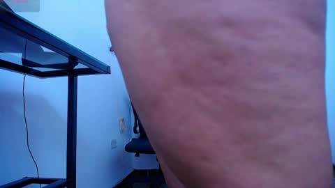 Snapshot of little_flower4you chatting on 01.25.25 mai rojas online show from 01.25.25