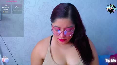 Snapshot of little_flower4you chatting on 02.15.25 mai rojas online show from 02.15.25