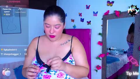 Snapshot of little_flower4you chatting on 02.19.25 mai rojas online show from 02.19.25