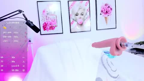 little_ivonne online show from 10.04.25