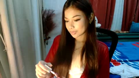 Snapshot of little_jessica17 chatting on 06.17.26 JELYAN online show from 06.17.26