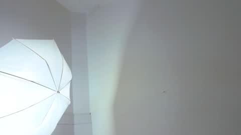 little_lilith_apple online show from 12.04.25