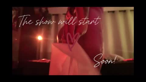 Maeve  online show from 09.29.25