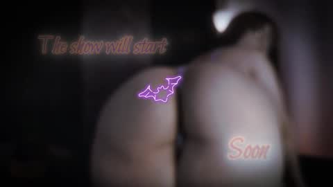 Maeve  online show from 10.31.25