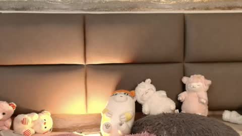 little_mayy online show from 02.10.26