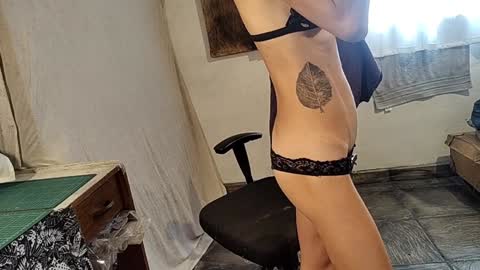 Snapshot of little_savage chatting on 01.12.25 little_savage online show from 01.12.25