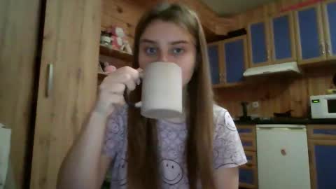 little_shygirl_ online show from 11.11.25