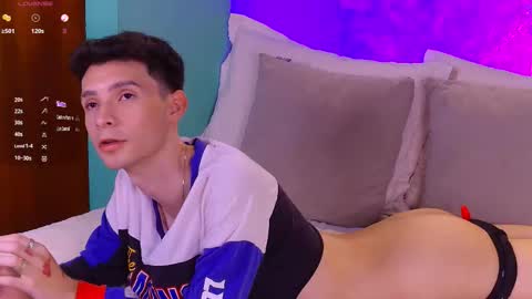 Snapshot of little_twiink chatting on 09.26.25 Juan Ferrer online show from 09.26.25