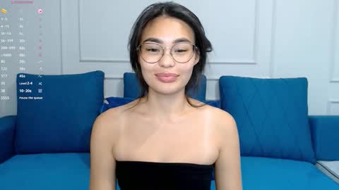 Kwan online show from 10.10.25