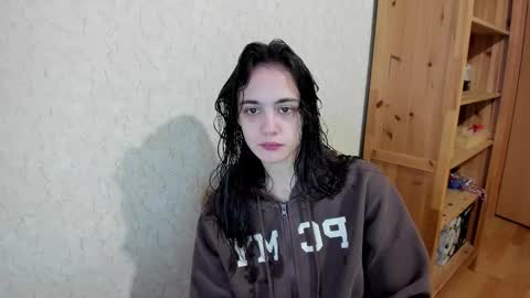 littleashleyy online show from 11.23.25