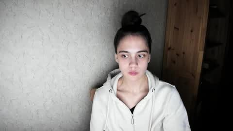 littleashleyy online show from 12.16.25