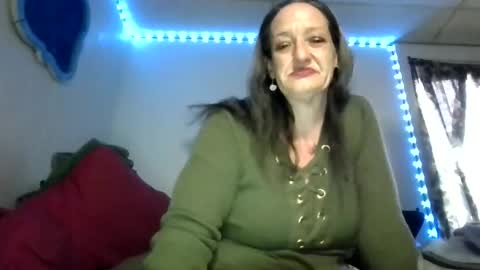 Snapshot of littlebigsquirt7945 chatting on 05.06.26 Sady Jayne online show from 05.06.26