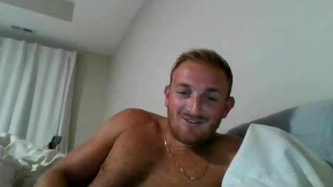 Snapshot of littledickee495860 chatting on 07.10.26 littledickee495860 online show from 07.10.26