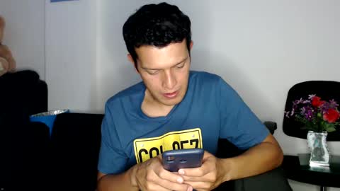 Snapshot of littledicklatin chatting on 12.04.24 Manu online show from 12.04.24