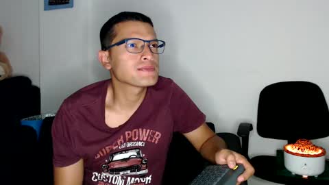 Snapshot of littledicklatin chatting on 01.28.25 Manu online show from 01.28.25