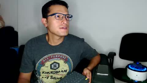 Snapshot of littledicklatin chatting on 03.04.25 Manu online show from 03.04.25