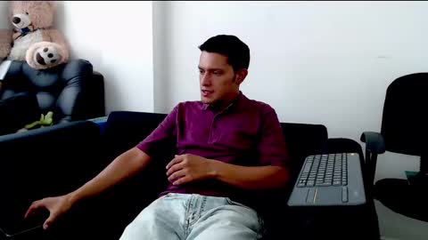 Snapshot of littledicklatin chatting on 03.10.25 Manu online show from 03.10.25