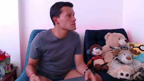 Snapshot of littledicklatin chatting on 04.30.26 Manu online show from 04.30.26