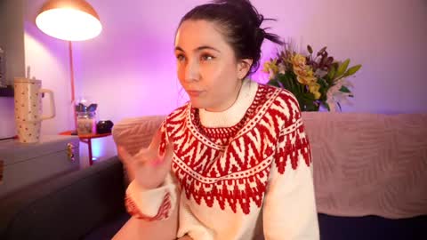 Emily Hill online show from 11.12.25