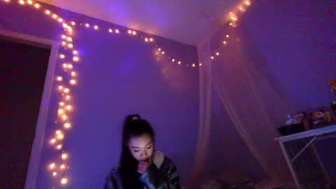 The Freaky Angel online show from 12.17.24