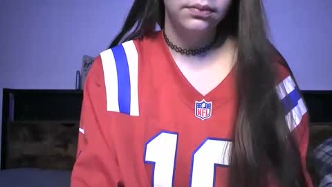 Snapshot of littlejessielov chatting on 12.22.25 Jessie online show from 12.22.25