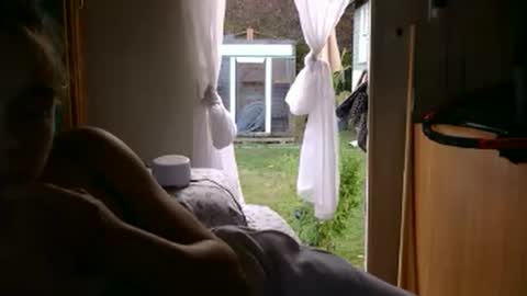 littleleo96 online show from 10.02.25