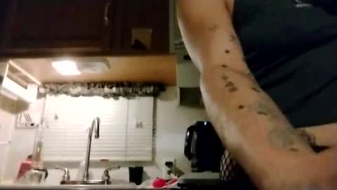 littleleo96 online show from 10.17.25