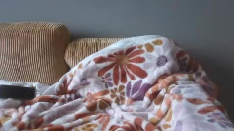 littlelovesbig online show from 09.19.25