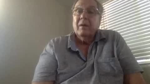 Snapshot of littlemaff chatting on 06.27.26 Maff online show from 06.27.26
