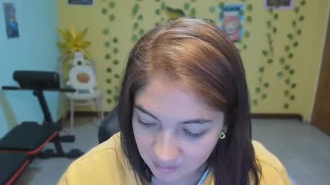 Mia  Wednesday to Sunday 730 am to 1030 am Colombian Hour D online show from 01.17.26