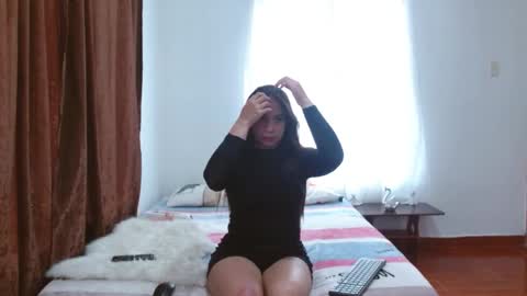 Snapshot of littleshydoll chatting on 03.08.25 Sarita  online show from 03.08.25